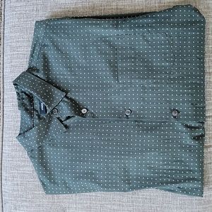 Vince Dress Shirt, Size M, like new.